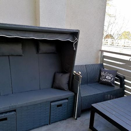 Strandidylle Apartment Mit Meerblick Und Kamin 米兹多洛杰 外观 照片